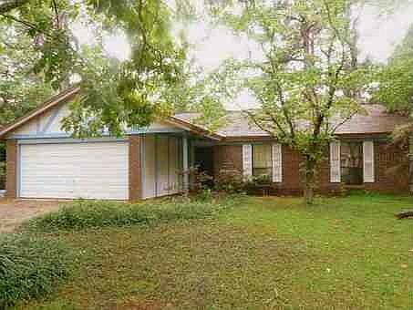 1st image of 3222 Thames Dr #3