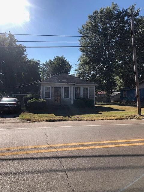 1st image of 817 Martin Luther King Dr