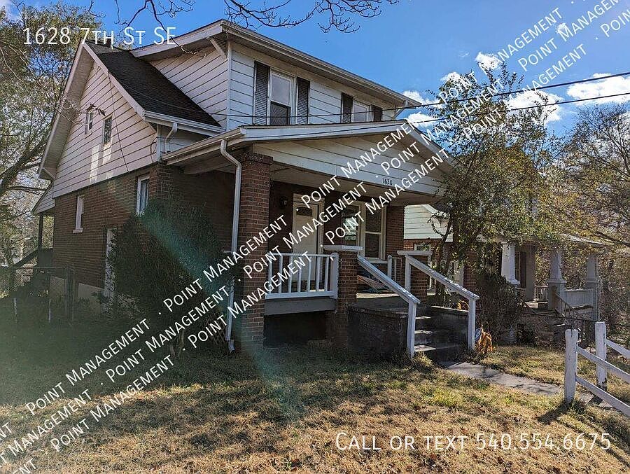 1st image of 1628 7th St SE