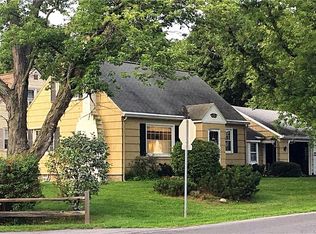 137 Windemere Rd, Syracuse, NY 13219