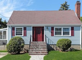 24 Perkins Ave, Hyde Park, MA 02136