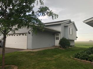 589 Kendall Dr, Hastings, MN 55033