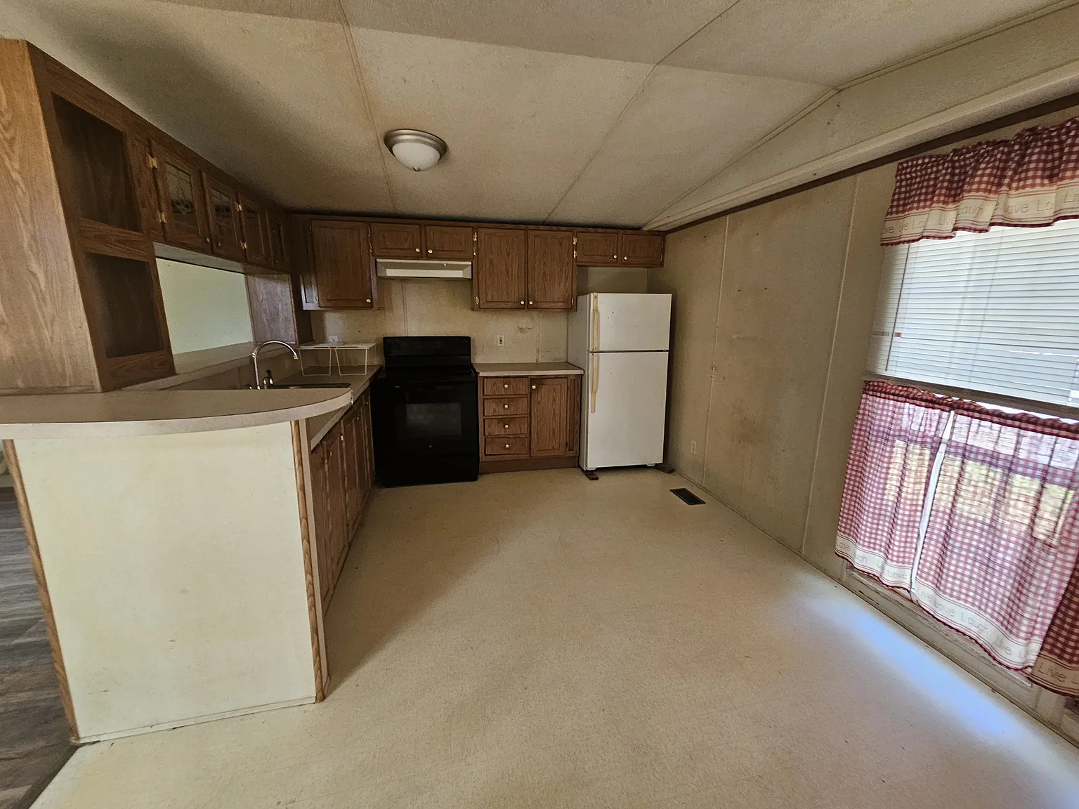 2002 Clayton 2bed 1bath $18,000 — Photo 3