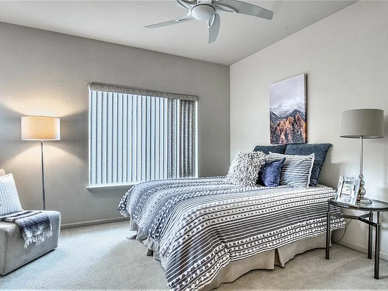 3233 Quail Hollow Dr #1 — Photo 25