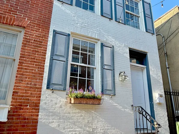 210 E Churchill St, Baltimore, MD 21230