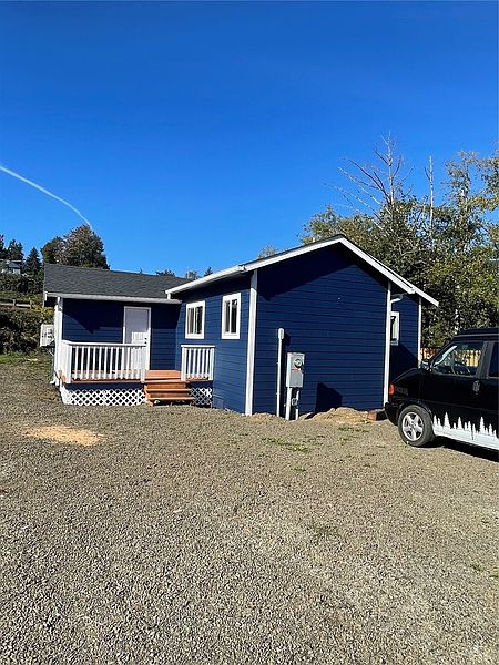2nd image of 217 Bradford Street