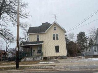 413 N High St, Fort Atkinson, WI 53538