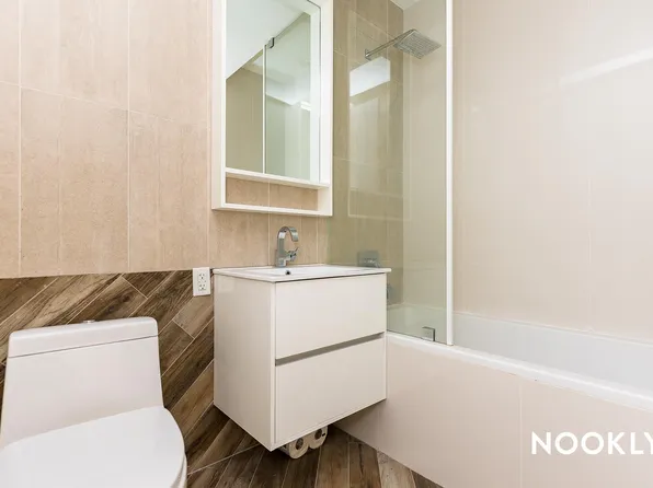 140 4th Avenue image 3 of 17