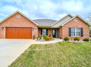 607 W Bentley Cir, Troy, OH 45373
