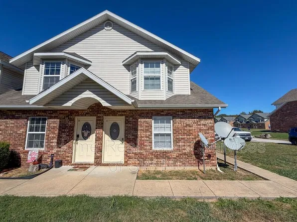1509 W Frosty Dr #1, Ozark, MO 65721