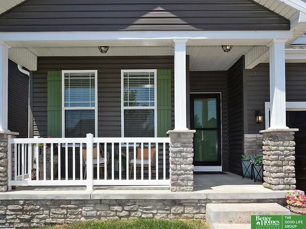 8202 N 172nd St, Bennington, NE 68007