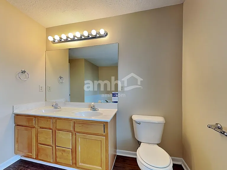 5671 Longbow Dr — Photo 15