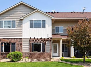 178 Shetland Ln, Lino Lakes, MN 55014