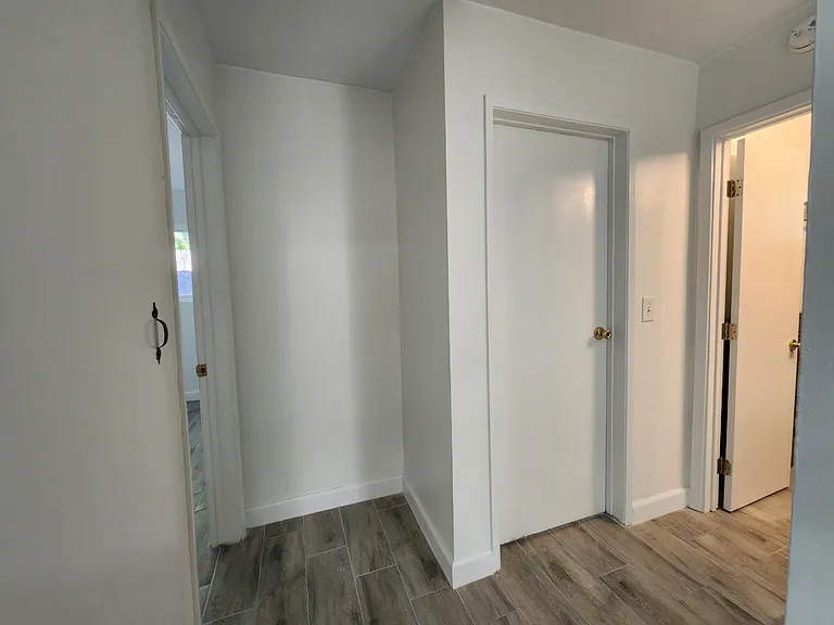 2910 Lincoln Park Ave — Photo 12