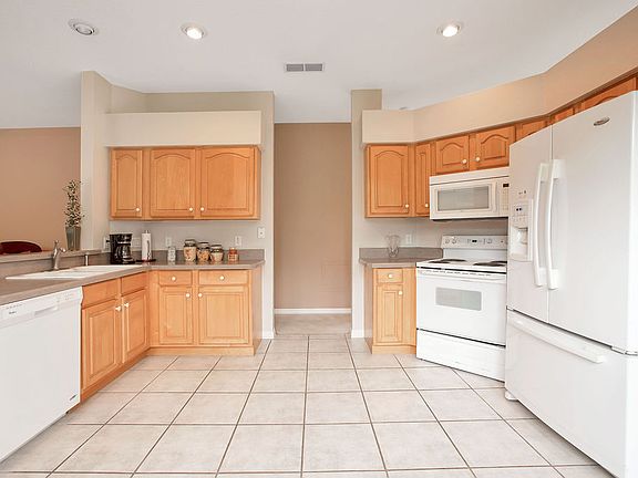 4th image of 489 Quail Hill Dr