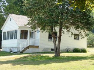 608 3rd Ave S, Cordova, IL 61242