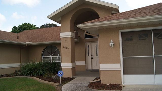1st image of 1424 Overland Dr