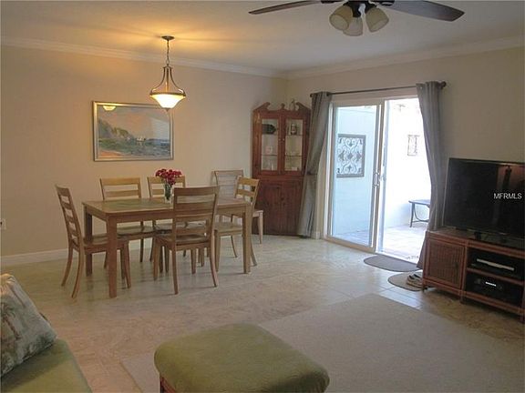3rd image of 2700 Bayshore Blvd #7