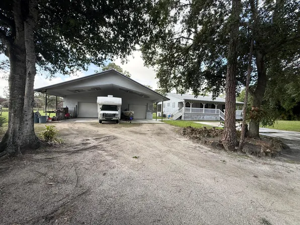 14800 99th Street N, The Acreage, FL 33412