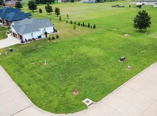 800 N Roosevelt St, New Baden, IL 62265