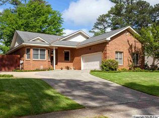 1831 Shellbrook Dr NW, Huntsville, AL 35806