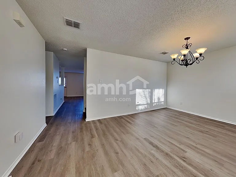 3112 Amber Waves Ln — Photo 8