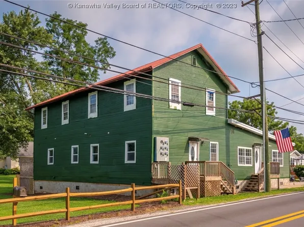 2318 Main St, Buffalo, WV 25033