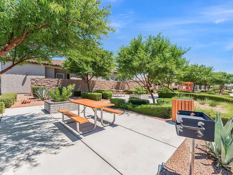 4748 Calming Garden St — Photo 22