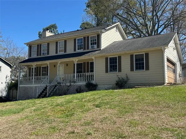3550 Drum Roll Ln, Snellville, GA 30039