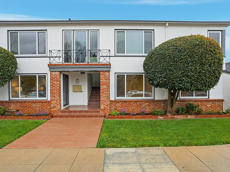 200 Anita Rd #2