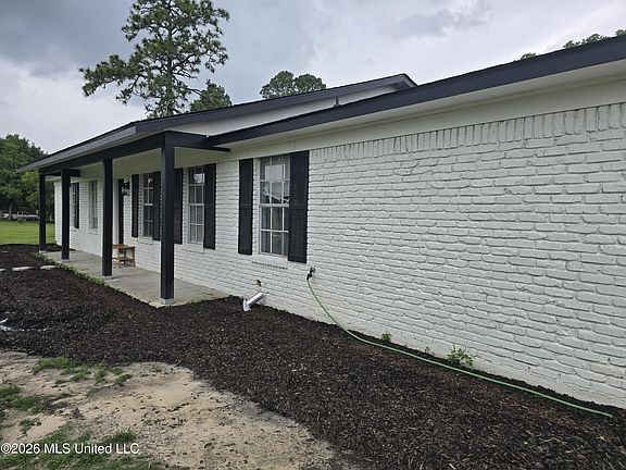3rd image of 14200 Timber Ridge Dr