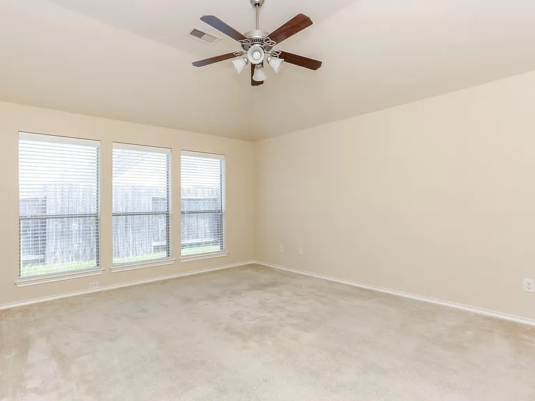 20214 Broad Run Ln — Photo 12