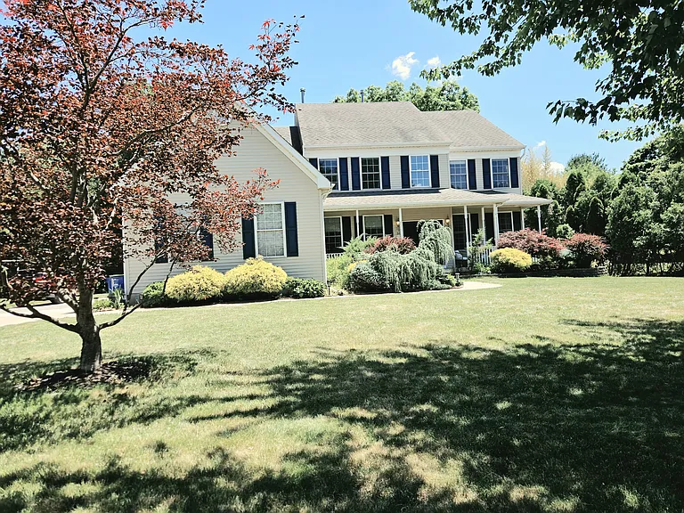 34 Margaret Dr — Photo 28