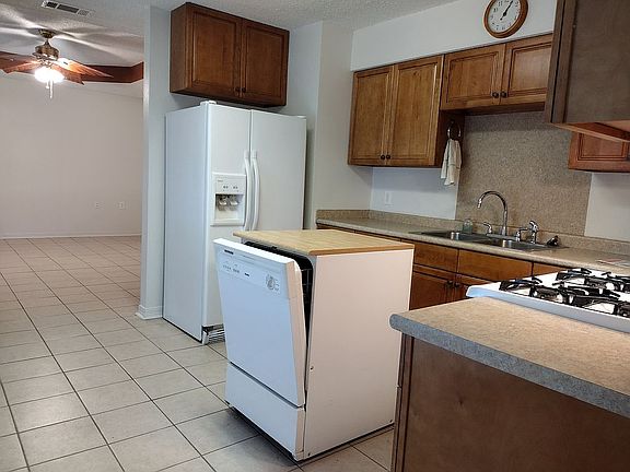 5th image of 2200 Creedmore Dr