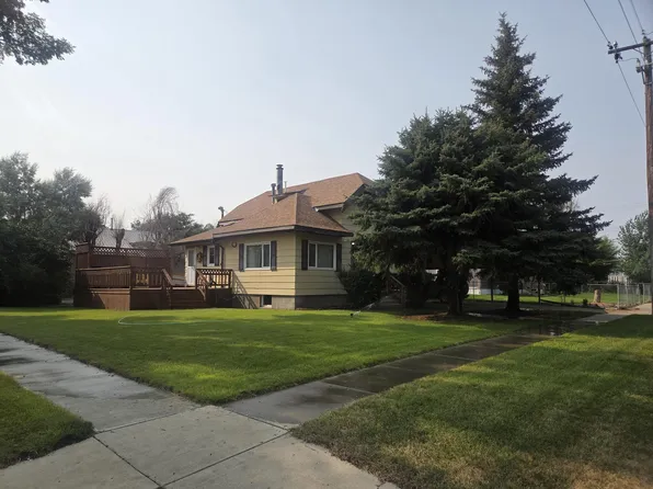 531 3rd Ave S, Wolf Point, MT 59201