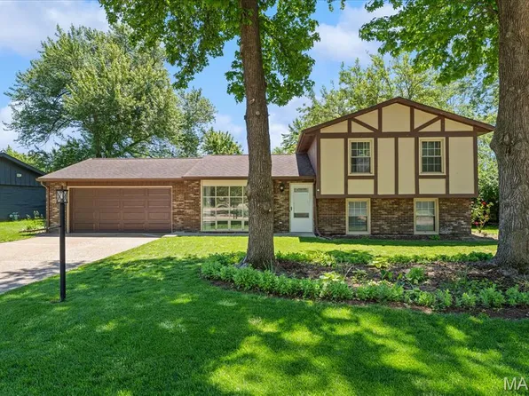 904 Fort Henry Rd, Belleville, IL 62221