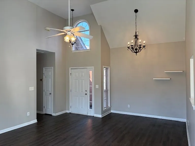 2530 Joey Adkins Dr — Photo 7