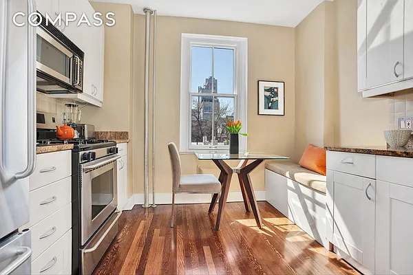 Sold by Compass | media 11