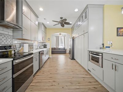 1736 Madison Crossing Ln, Virginia Beach, VA, 23453