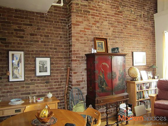 3rd image of 4730 Vernon Blvd APT 3F