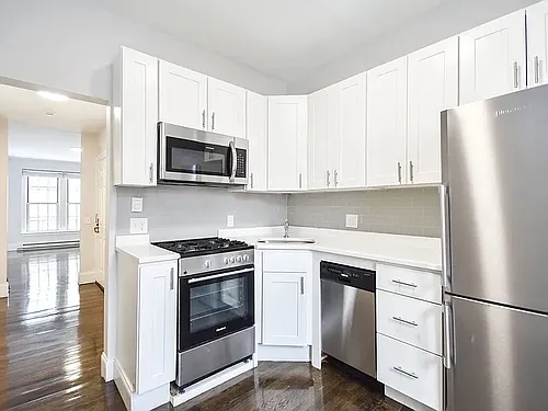 16 Clearway St #3 Photo 1