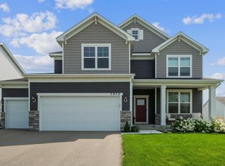 7872 Jade Ln, Victoria, MN 55386
