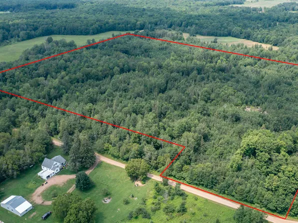 Raatz Ln, Birnamwood, WI 54414