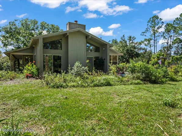 2240 Ivey Ln, Malabar, FL 32950