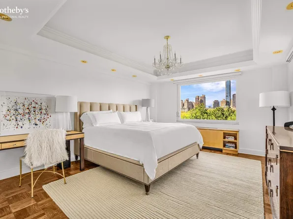 860 Fifth Avenue image 13 of 18