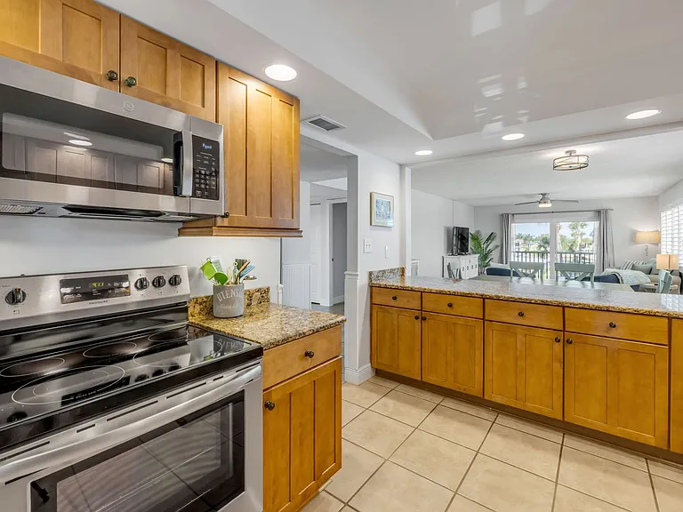 315 N Causeway C304 — Photo 10