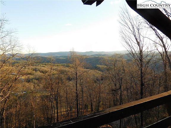 4th image of 742 Round Knob Ridge Road