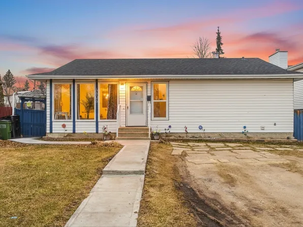 4808 21st Ave NW, Edmonton, AB T6L 2V8