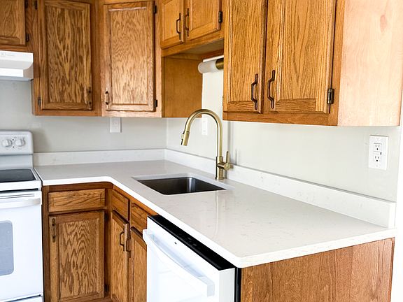 Kitchen, appliances