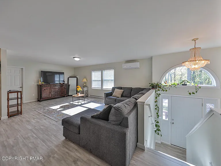 125 Larch Dr — Photo 9
